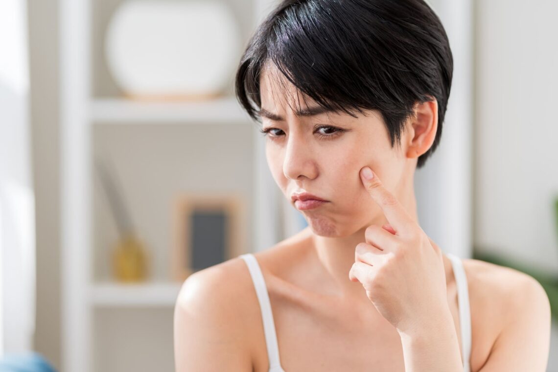 顔のたるみ対策ガイド！原因から改善方法までを解説